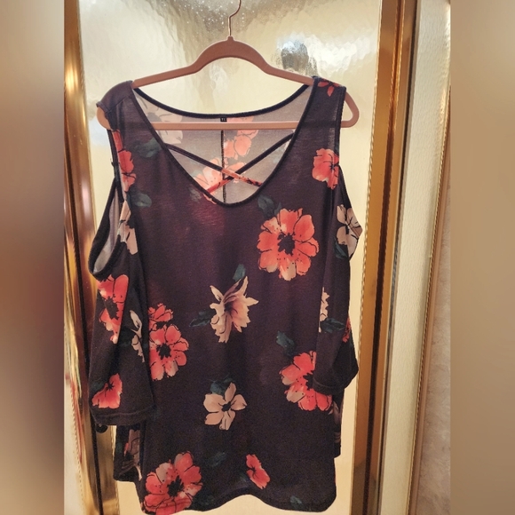 Tops - Black and Coral Poppy cold shoulder Top 1X